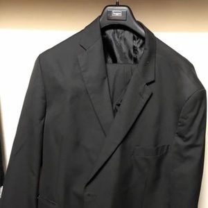 Men’s Haggar Black Suit 52r